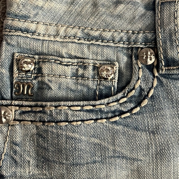 Miss Me Signature shorts - Picture 3 of 7